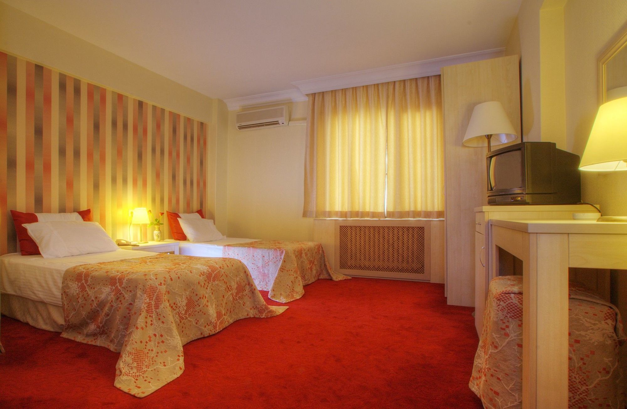 Barin Hotel Istanbul Exterior photo