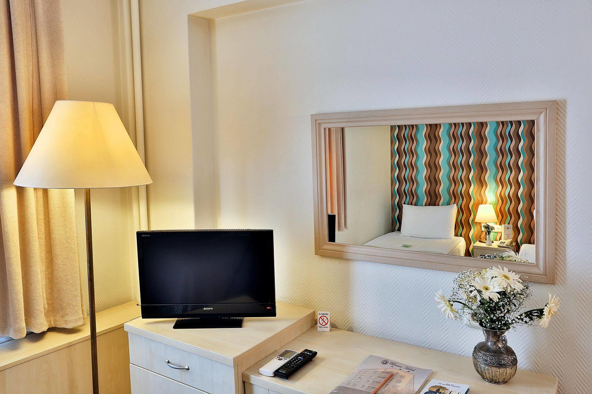 Barin Hotel Istanbul Exterior photo